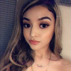 Meet your Posher, Doriss